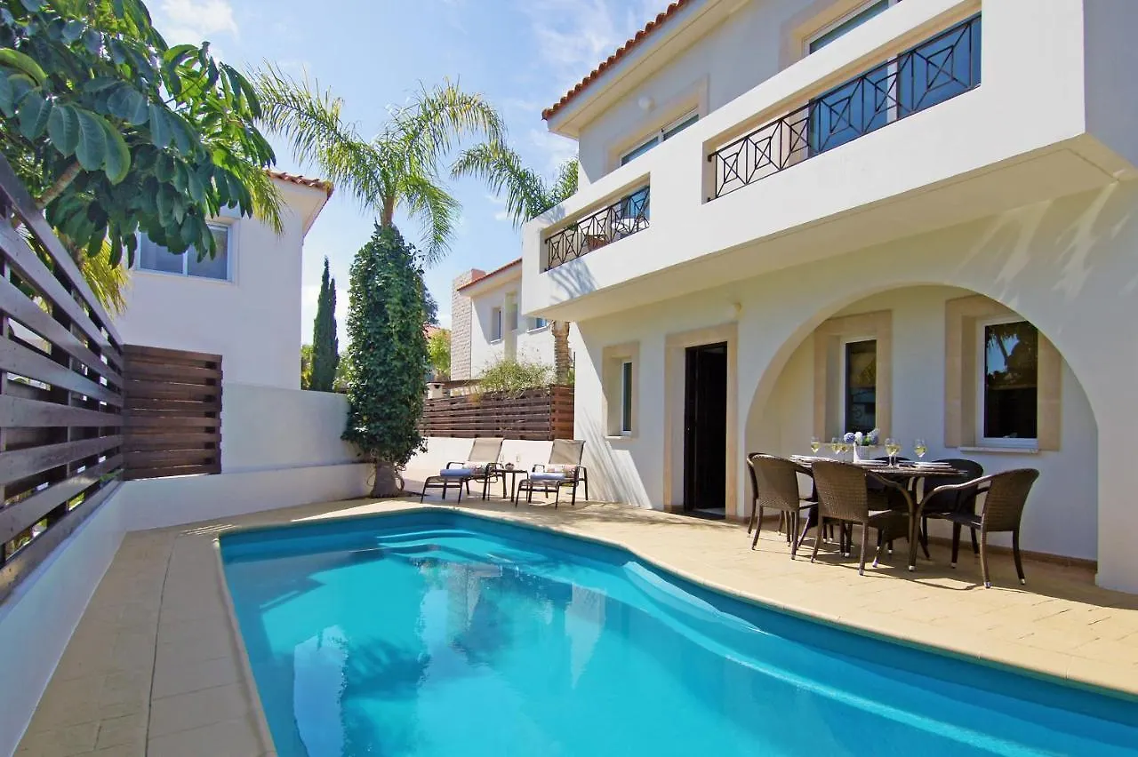 Villa Amy Protaras