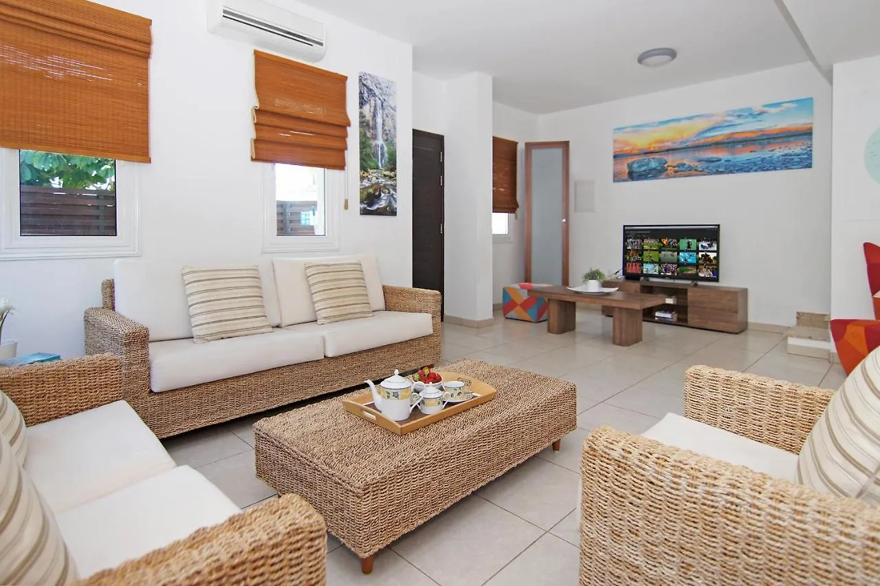 Villa Amy Protaras